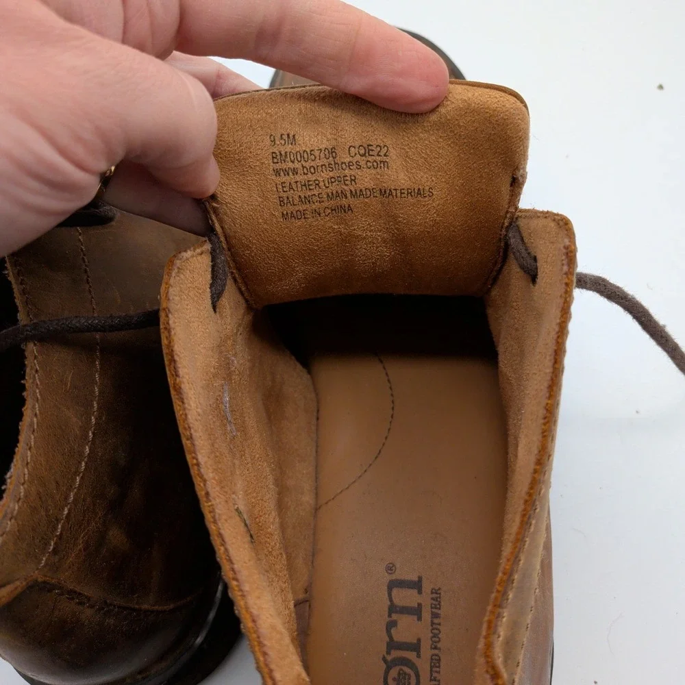 Born Harrison Chukka Boots Mens Brown Leather Desert Size 9.5M Rugged Casual